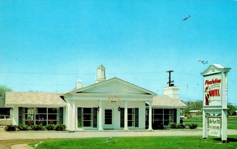 Planatation Motel (Best Value Inn) - Postcard